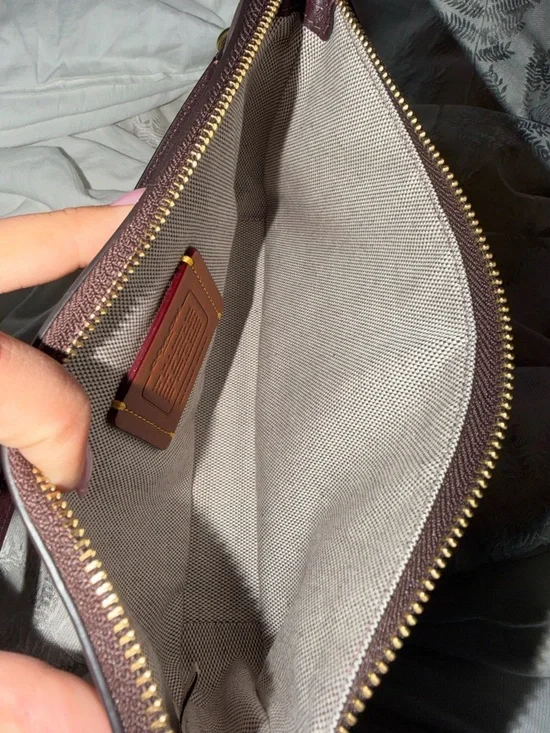 Coach Plaza Bag Black Currant Leather Shoulder Bag Rare Color 🍇🍷 - Picture 5 of 6